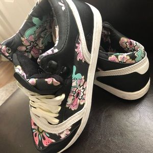 Etnies Plus Women’s Sneakers